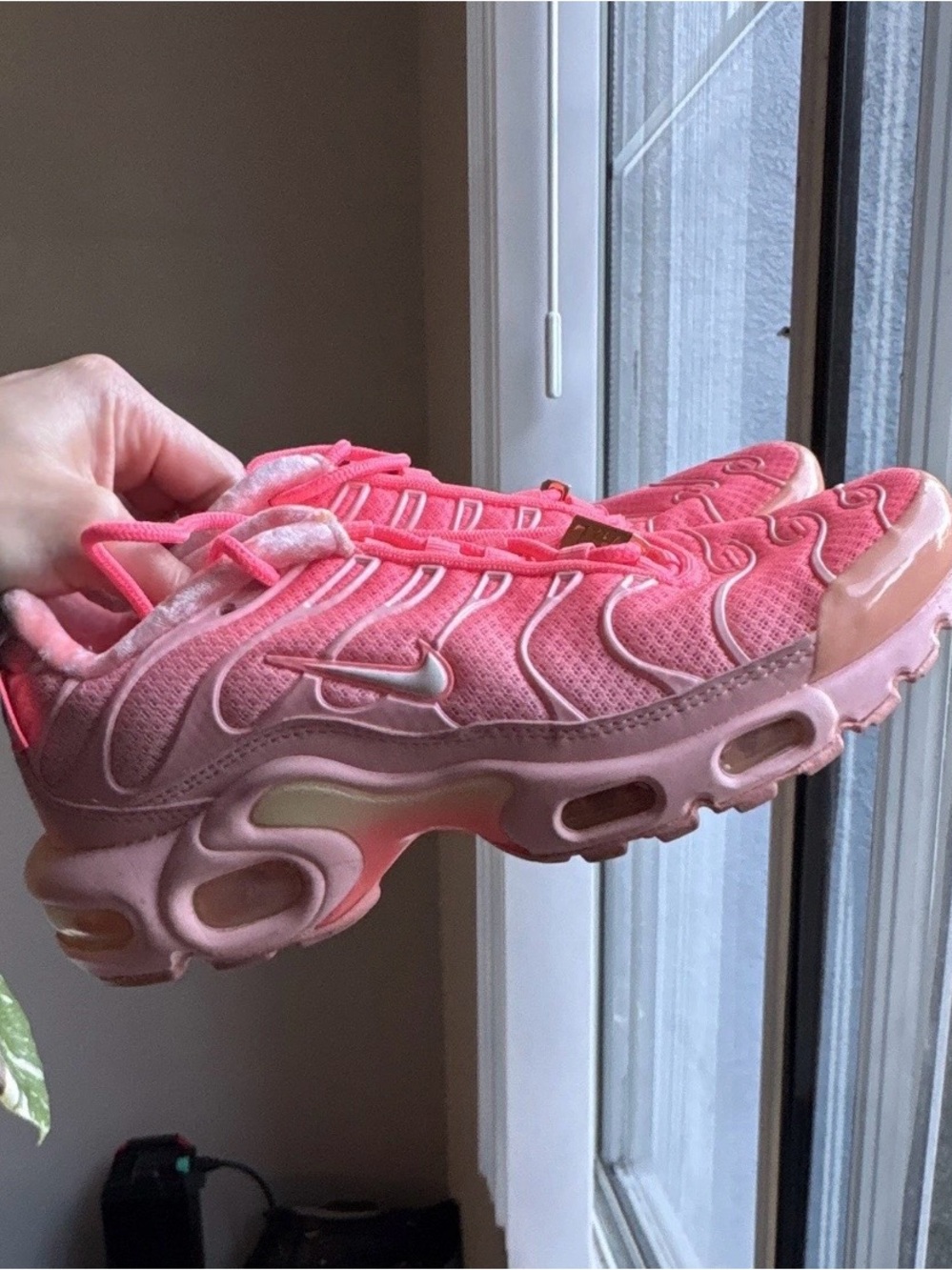 Nike Women’s Air Max ATL Pink